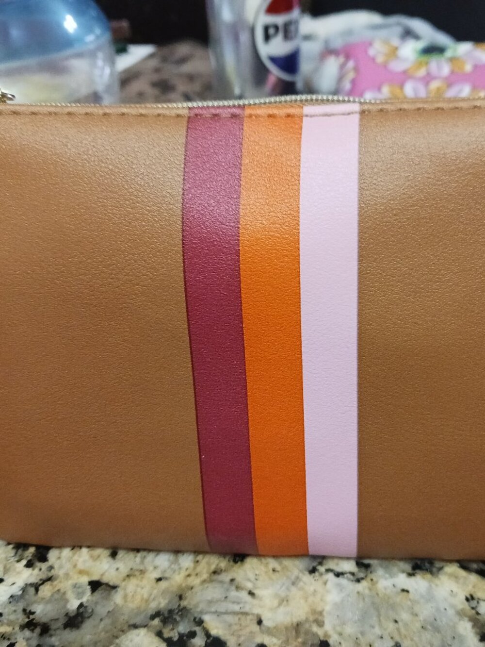 GLAM/MAKEUP BAG WITH 5 GREAT PRODUCTS